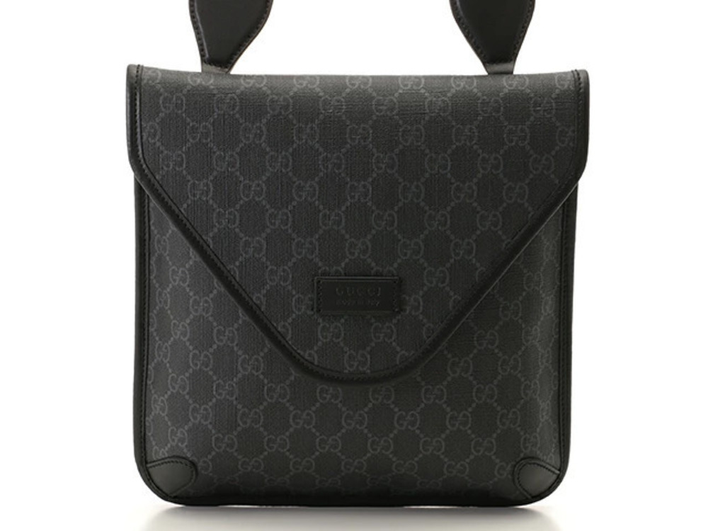 Gucci GG Supreme Shoulder Bag Black Leather